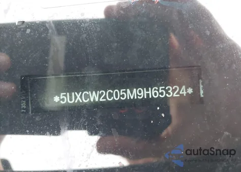 2021 BMW X7 xDrive40I z USA, uszkodzony, nr VIN 5UXCW2C05M9H65324